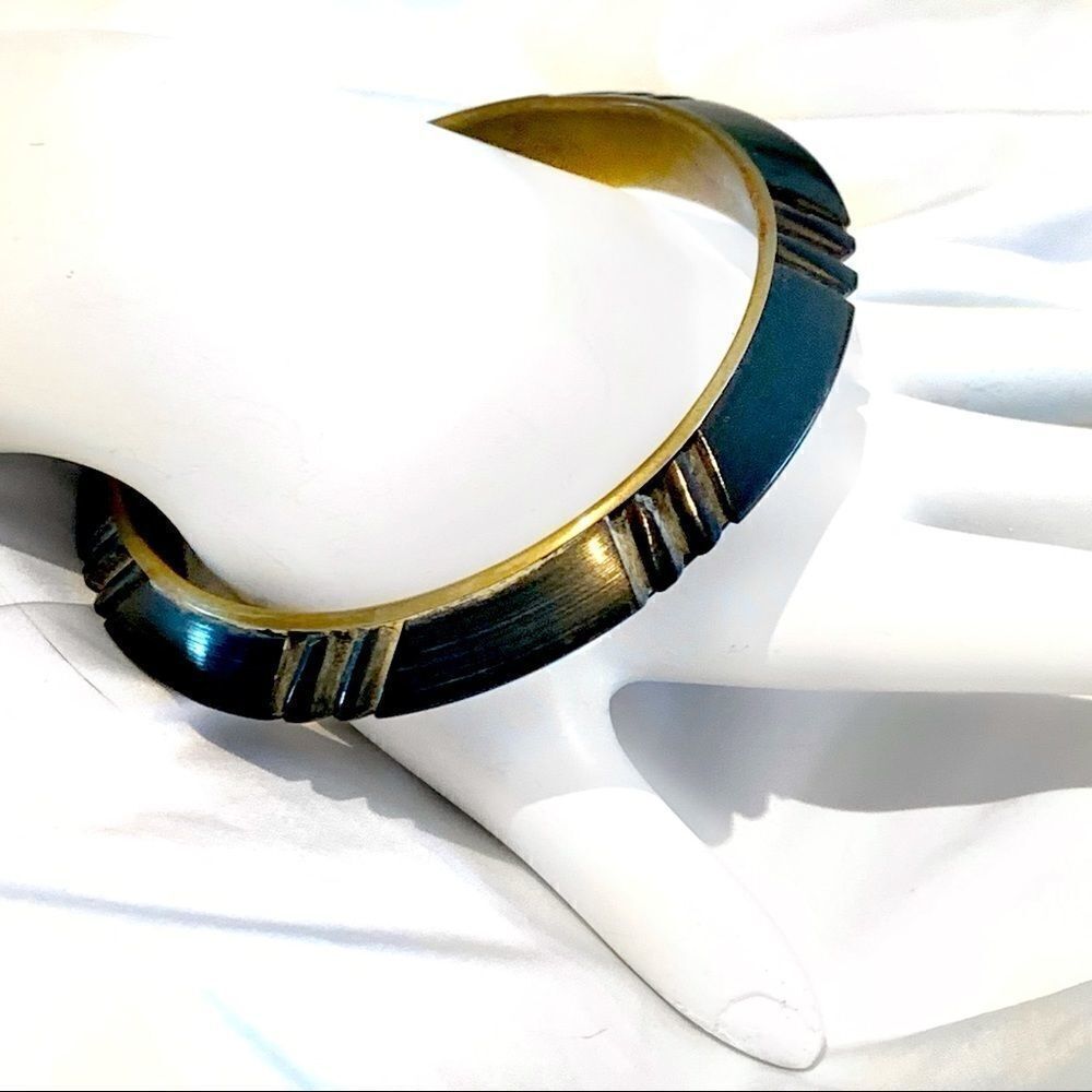 Vintage carved horn and brass African bracelet